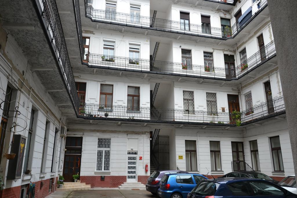 Twenty2 Apartment Budapest Extérieur photo
